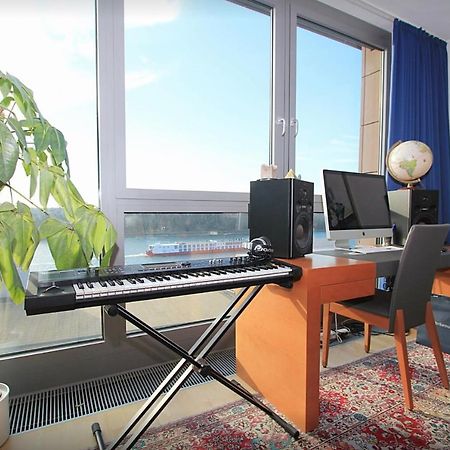 Апартаменты Luxury Space At The Best Address In Братислава Экстерьер фото